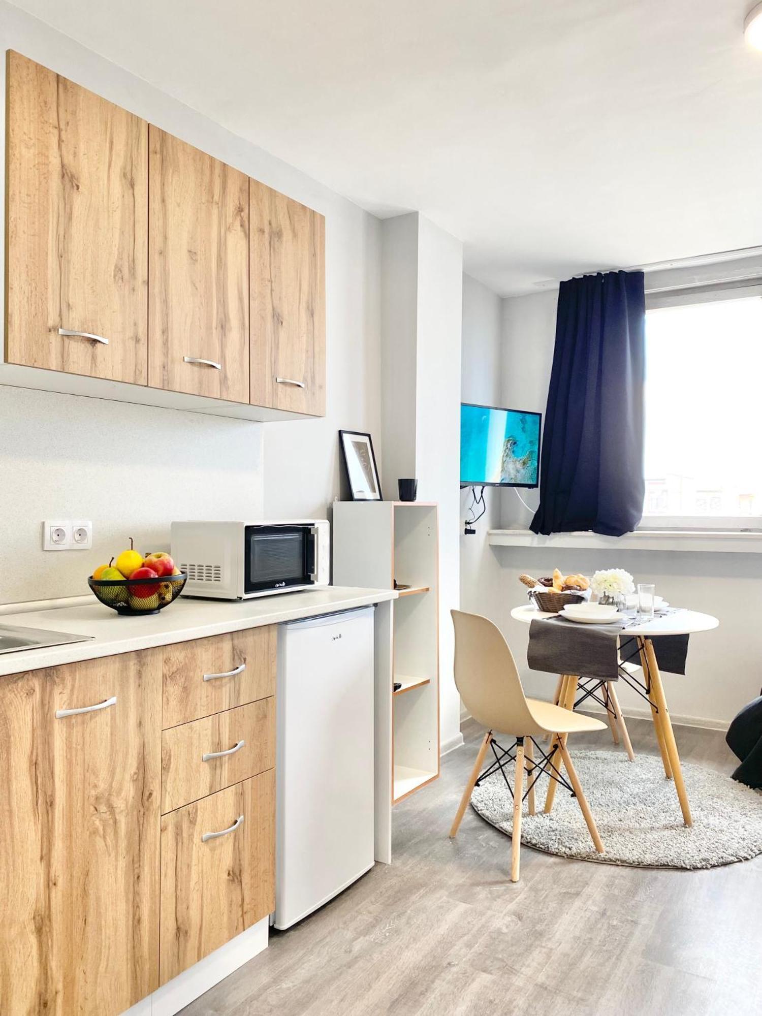 Hello Studios Budget Stays Free Parking & Wifi Stara Zagora Eksteriør billede